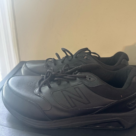 New Balance 928v3 Rollbar Black Leather Walking Shoes MW928BK3 Men's Size 11 4E - Picture 1 of 7